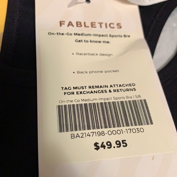 Fabletics On the Go medium impact black sports bra - Picture 4 of 7